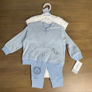 NWT Carter’s baby outfit